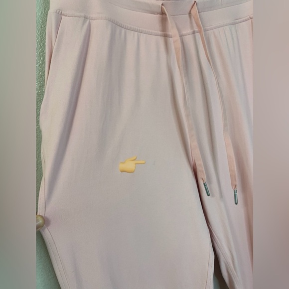 Lululemon Ready to Rulu Classic-Fit High-Rise Jogger *Full Length Dew Pink 10 - Picture 9 of 11